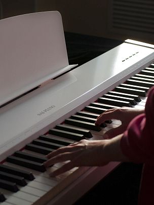 Sai Piano P-9BT-WH